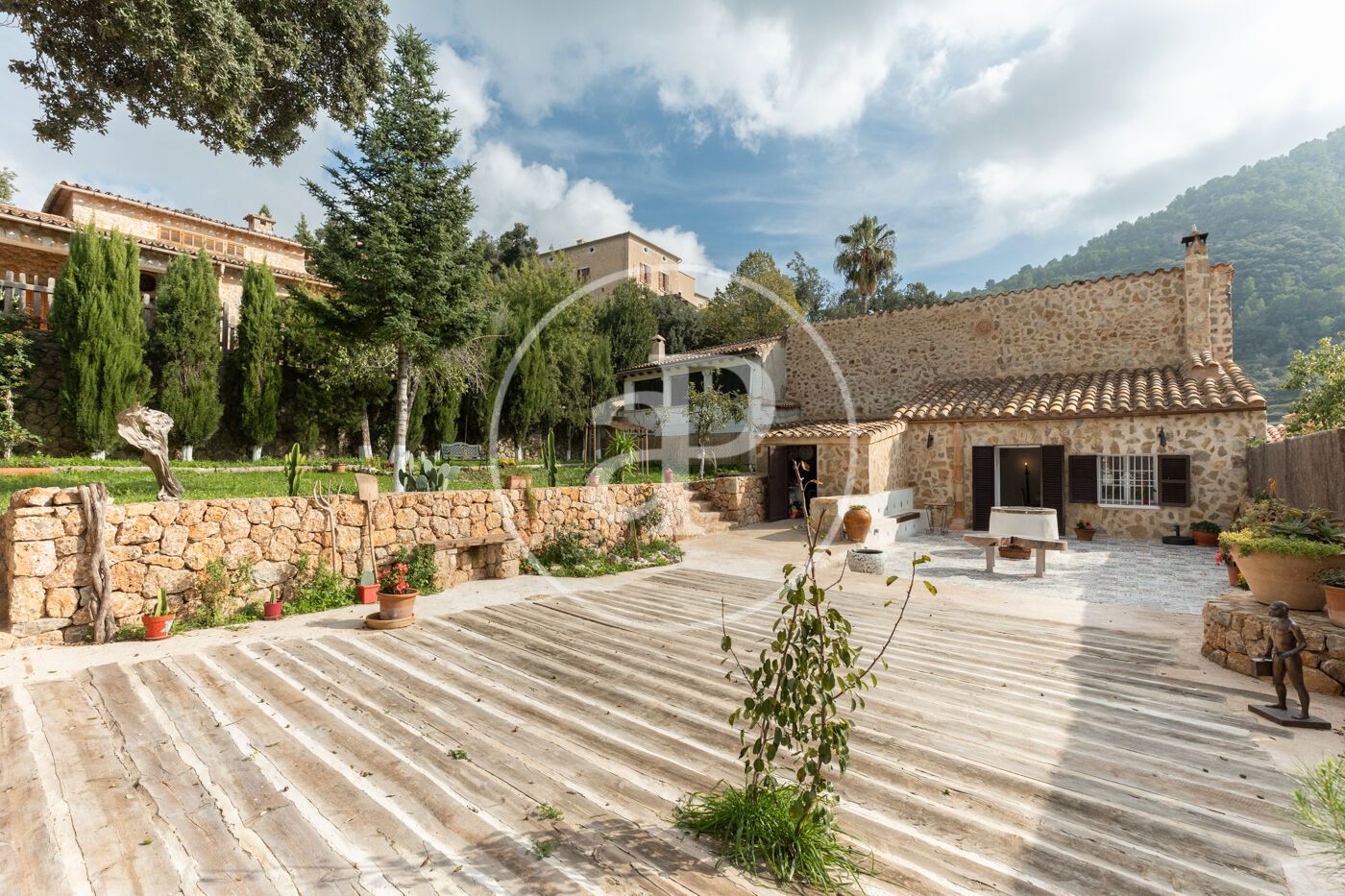 Garden of Houses for sale in Alaró  with Air Conditioner, Heating and Private garden