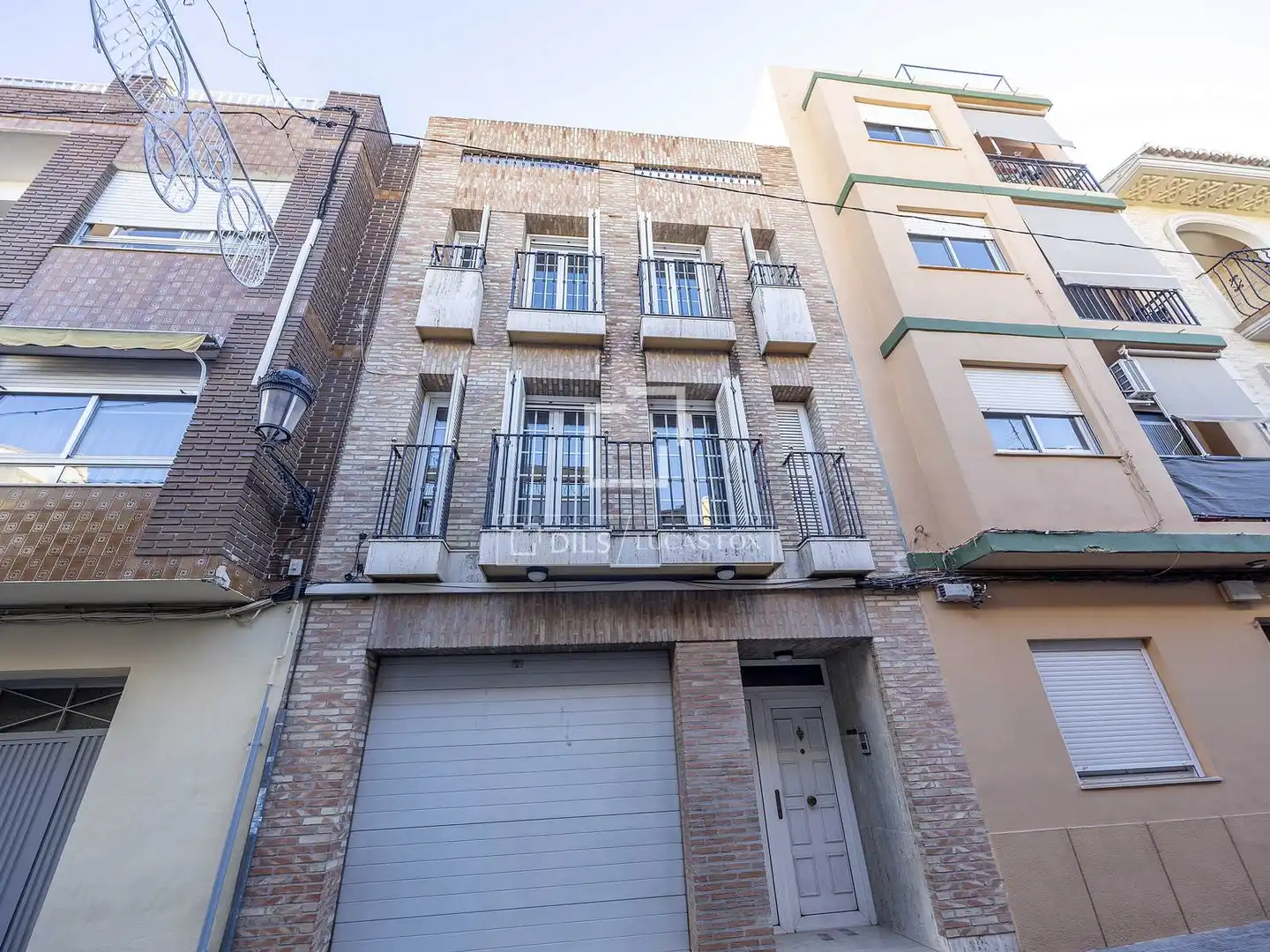 Vista exterior de Casa o xalet en venda en Riba-roja de Túria amb Aire condicionat, Calefacció i Terrassa