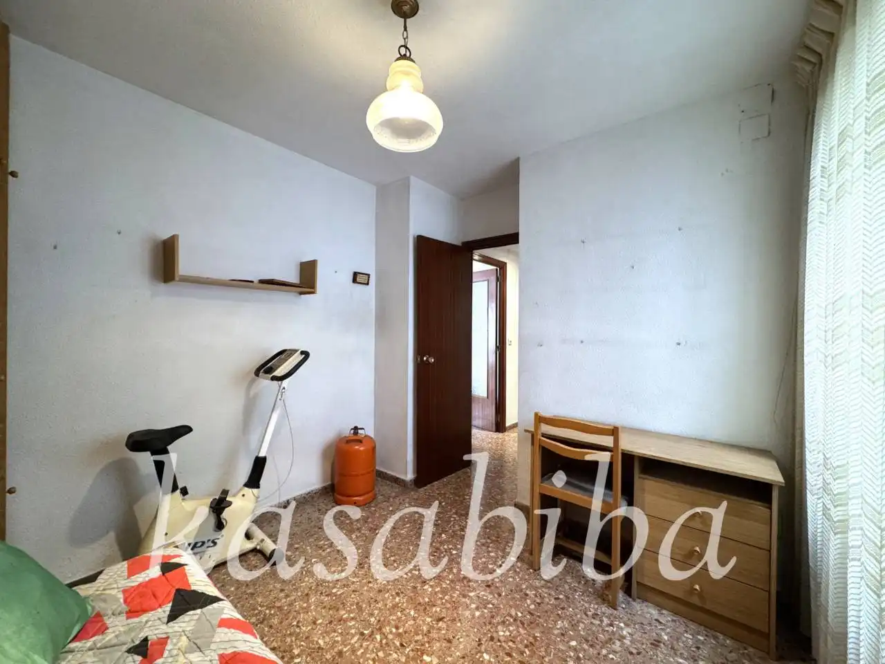 Habitación de Piso en venta en Valencia con Balcón