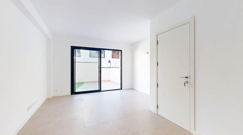 Foto 2 de Casa adosada en venta en D´angel Guimerà, Santa Perpètua de Mogoda, Barcelona