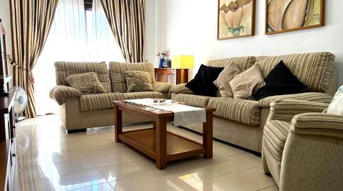 Foto 2 de Piso de alquiler en Avenida Constitucion, Don Benito, Badajoz