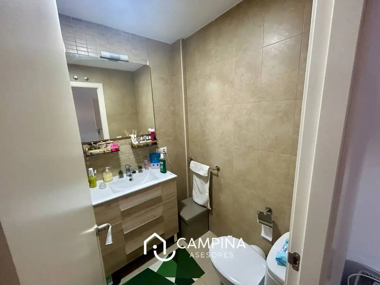 Badezimmer von Wohnung zum Verkauf in San Juan del Puerto mit Klimaanlage, Abstellraum und Möbliert