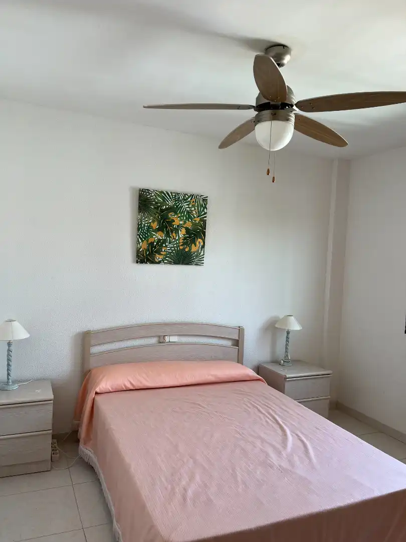 Dormitori de Casa o xalet en venda en Sueca amb Jardí privat, Terrassa i Moblat