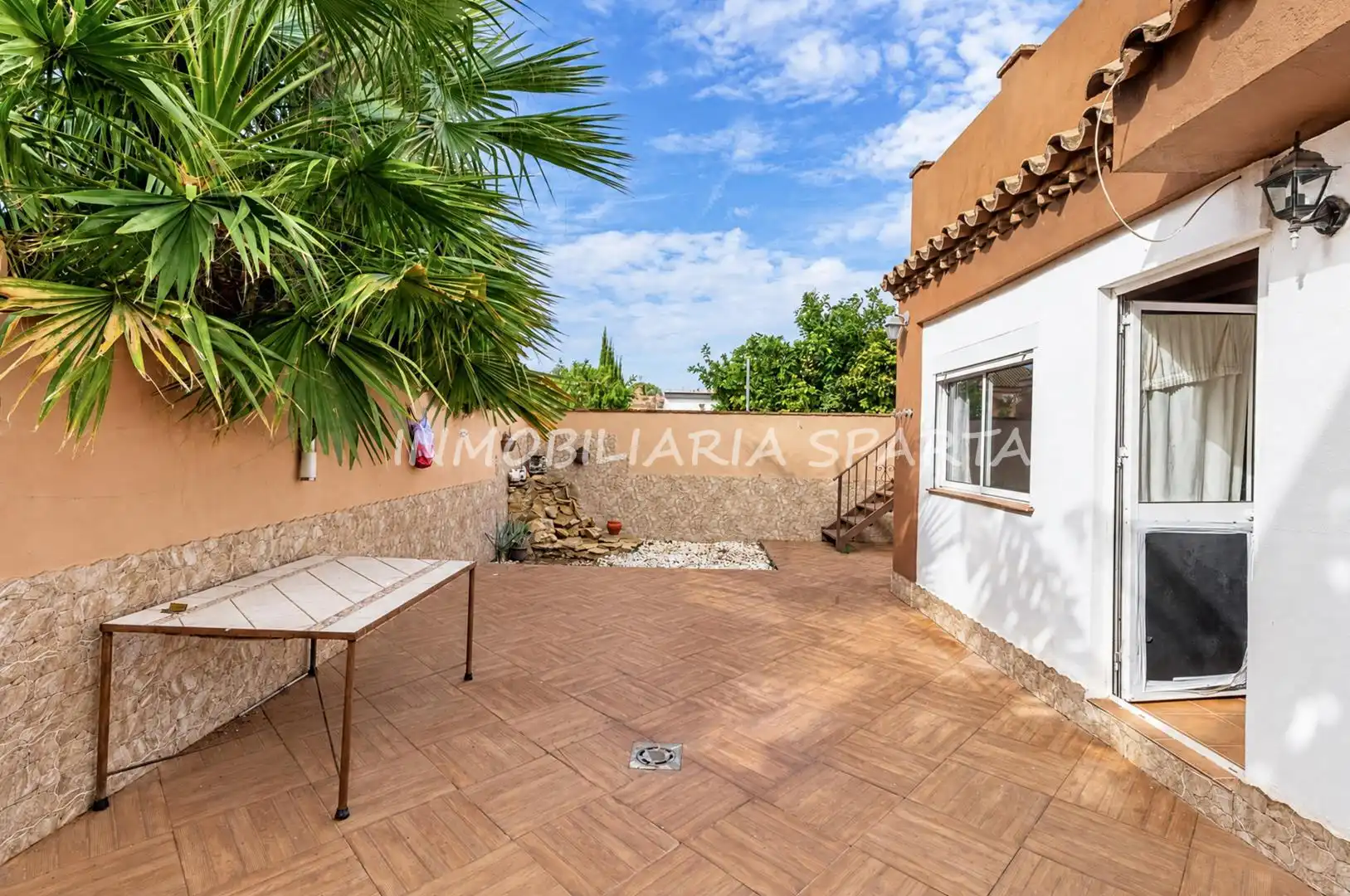 Terrassa de Casa o xalet en venda en Espartinas Pueblo