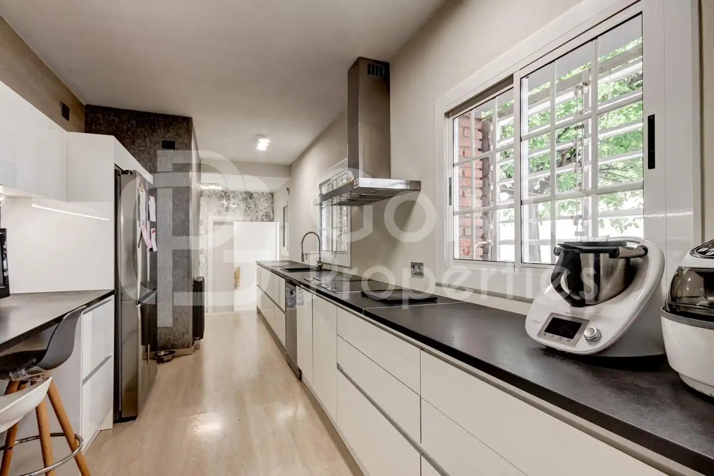 Cocina de Casa o chalet en venta en Viladecans con Aire acondicionado, Calefacción y Jardín privado