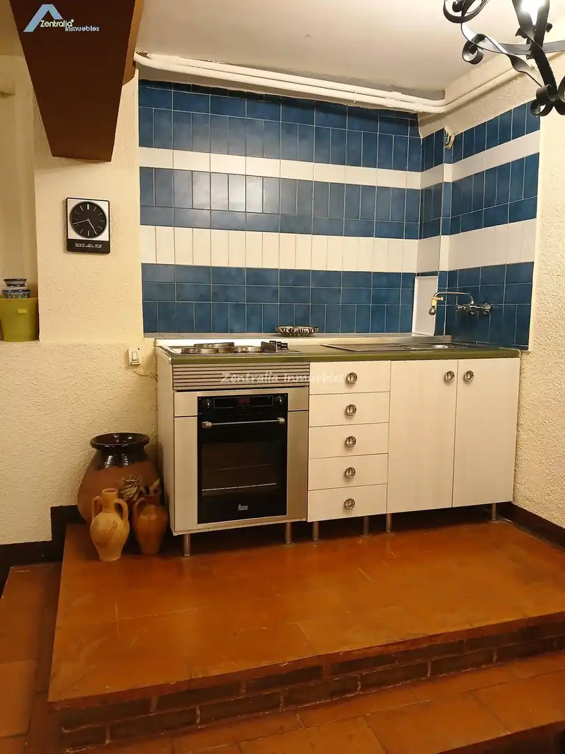 Cocina de Casa o chalet en venta en Zaragoza con Aire acondicionado, Calefacción y Jardín privado