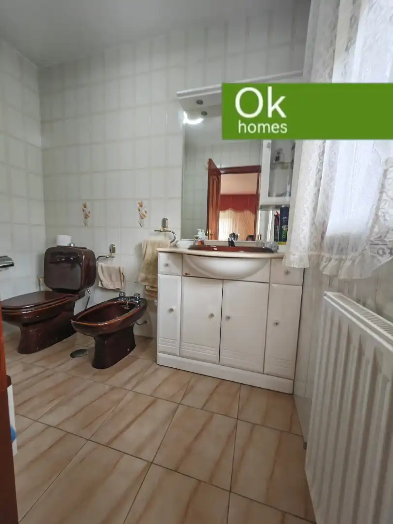 Baño de Casa o chalet en venta en Mesía con Calefacción, Jardín privado y Parquet