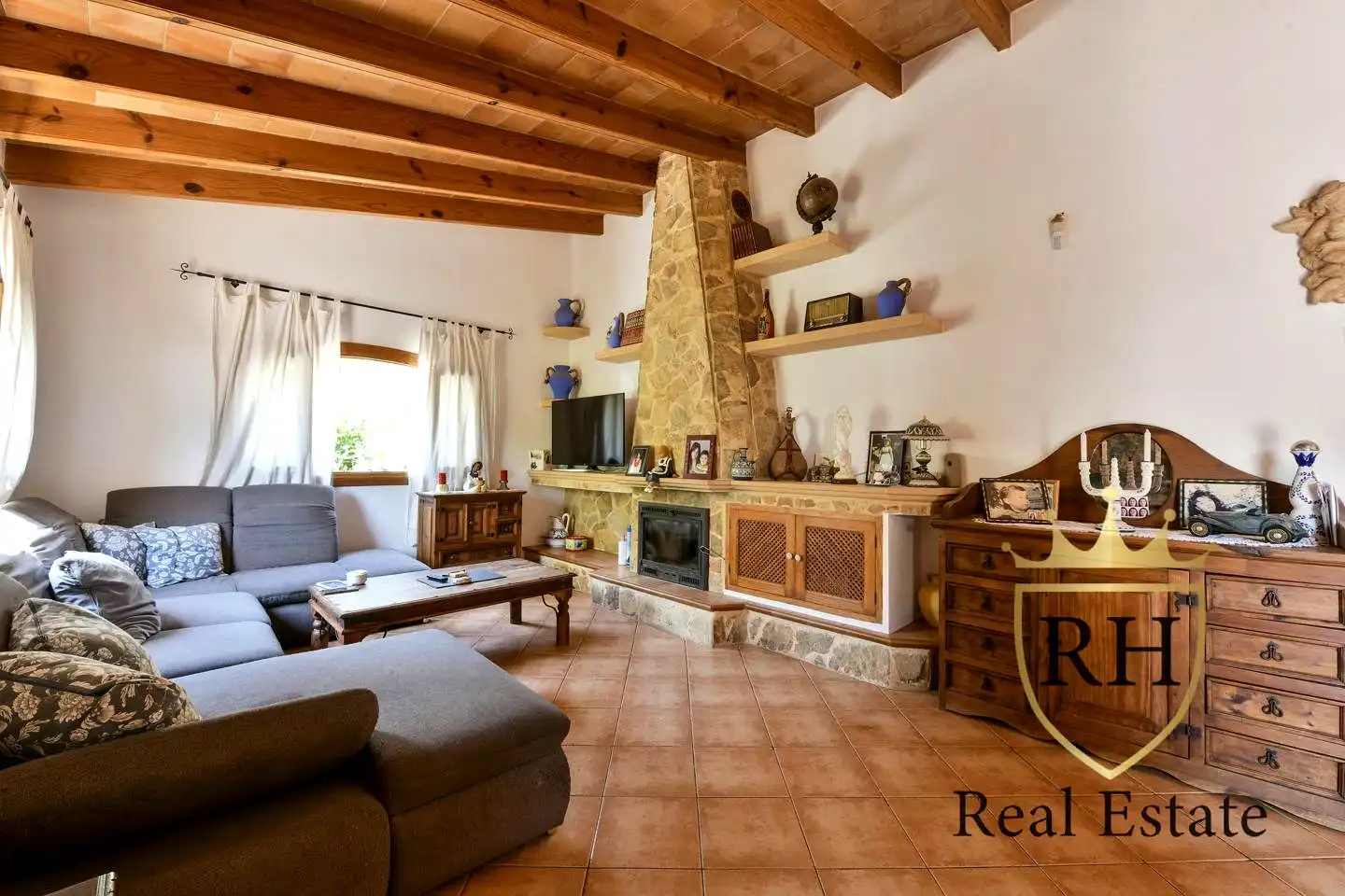 Sala de estar de Finca rústica en venta en Artà con Jardín privado, Terraza y Trastero