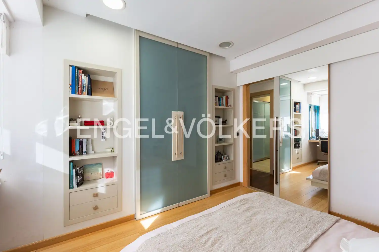 Habitación de Casa o chalet en venta en Castellón de la Plana / Castelló de la Plana con Aire acondicionado, Calefacción y Jardín privado
