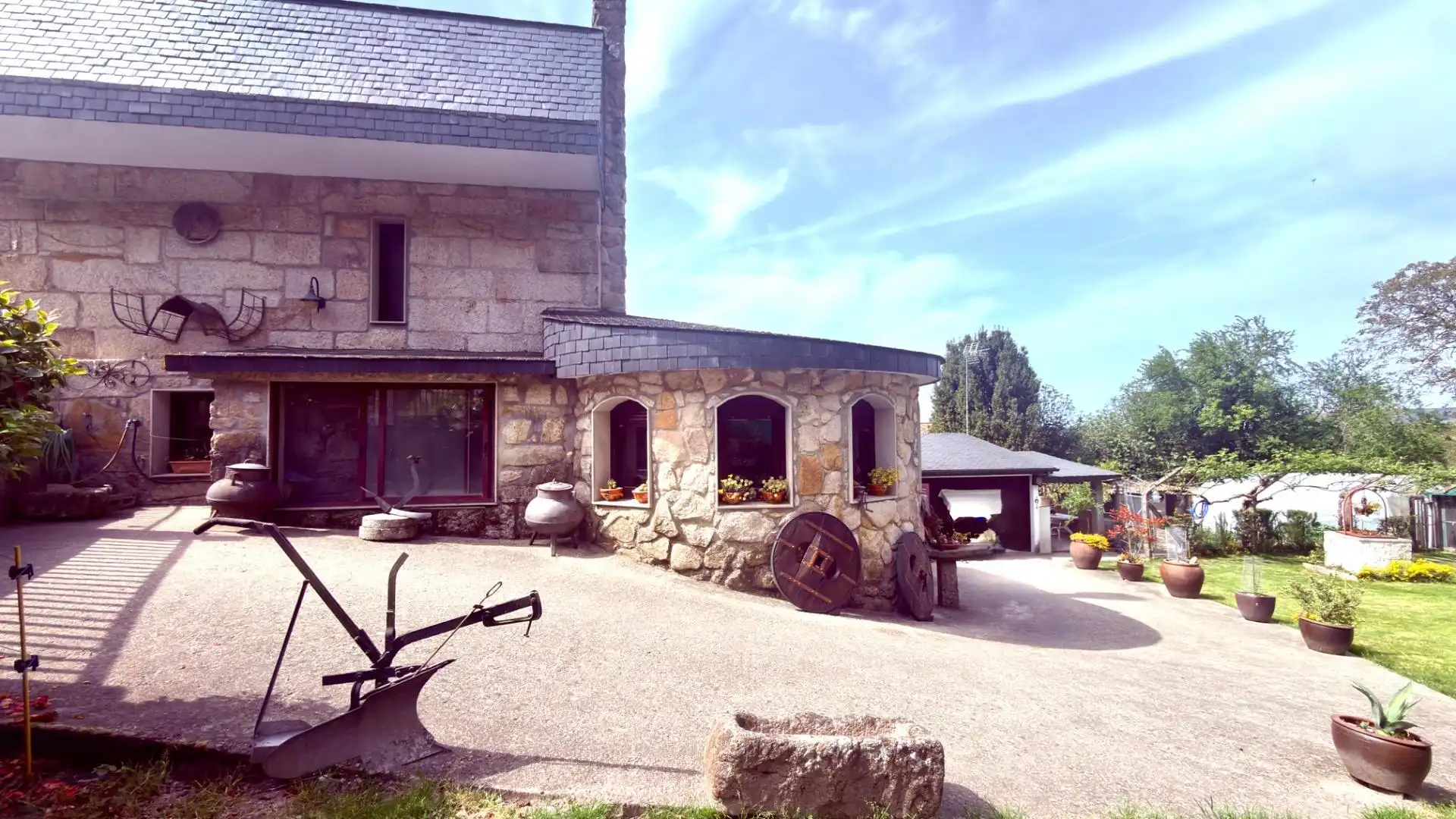 Exterior view of Houses for sale in Esgos  with Private garden, Parquet flooring and Furnished