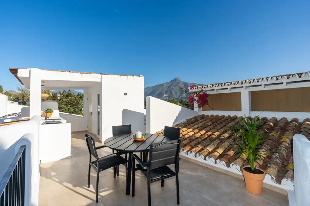 Ático con piscina en venta en Nueva Andalucía, imagen 6