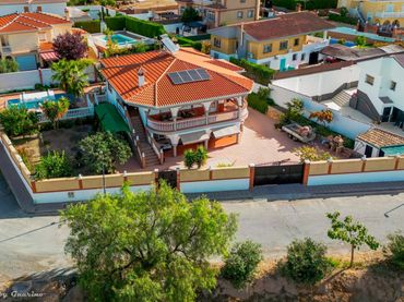 Villa con balcone in vendita a Padul