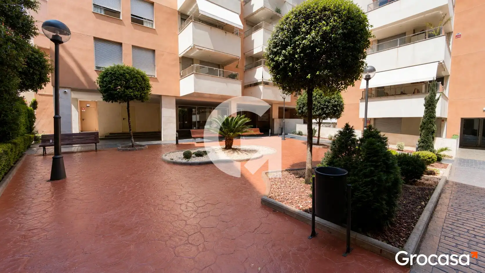 Parkplatz von Wohnung zum Verkauf in Lloret de Mar mit Klimaanlage, Terrasse und Gemeinschaftspool