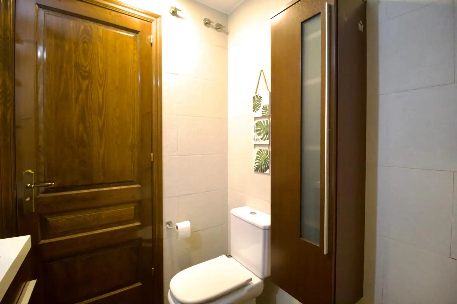 Badezimmer von Erdgeschoss zum Verkauf in Vilalba Sasserra mit Klimaanlage, Heizung und Terrasse