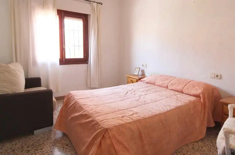 Habitación de Casa o chalet en venta en Elche / Elx con Jardín privado