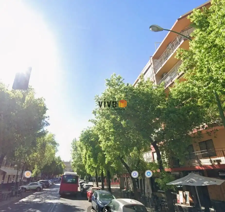 Außenansicht von Wohnung zur Miete in Sevilla mit Klimaanlage, Heizung und Terrasse