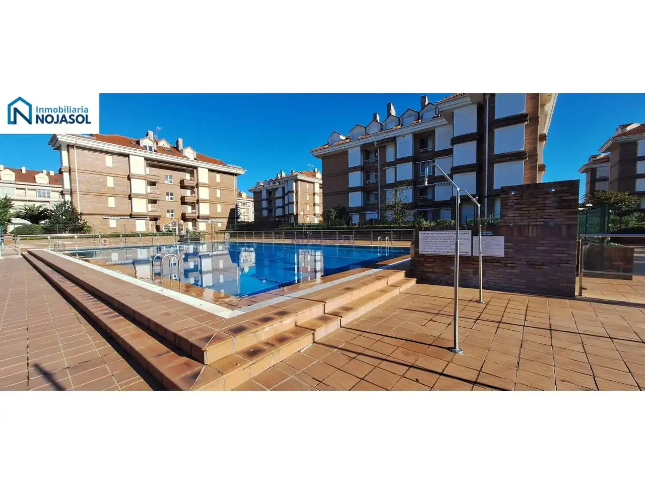 Schwimmbecken von Wohnung zur Miete in Noja mit Heizung, Privatgarten und Terrasse
