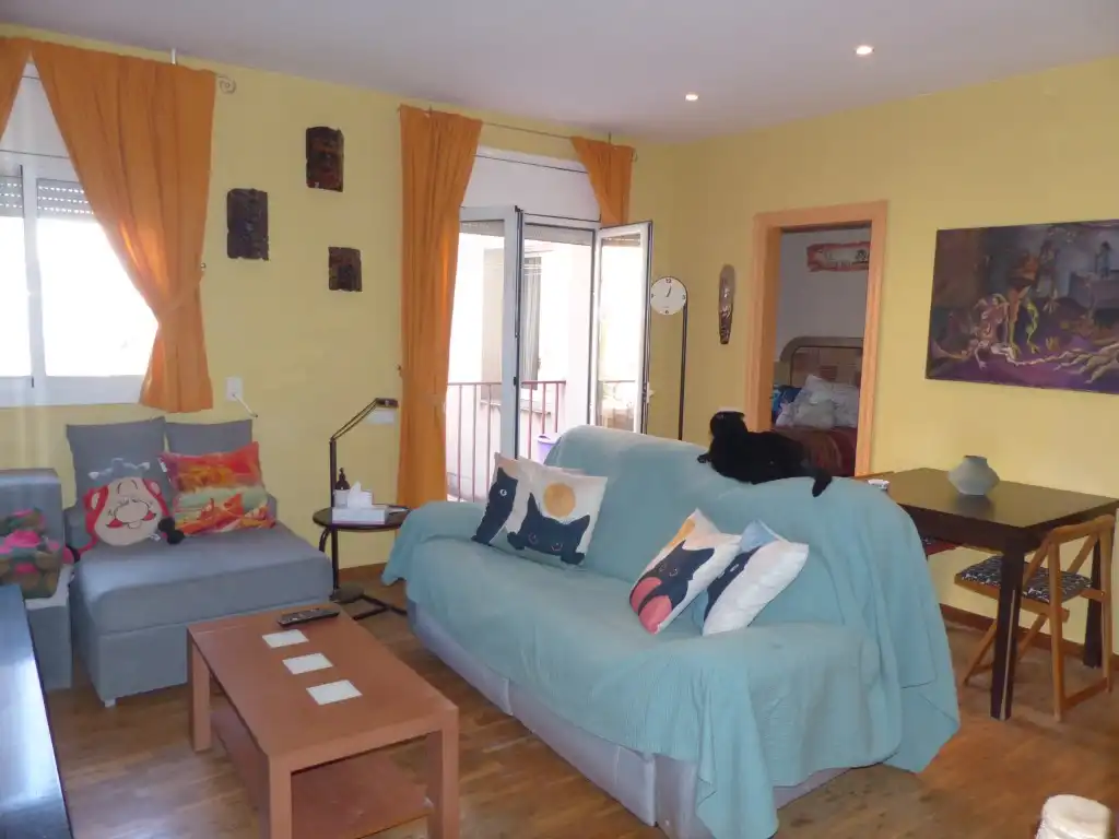 Sala de estar de Piso en venta en  Barcelona Capital con Balcón