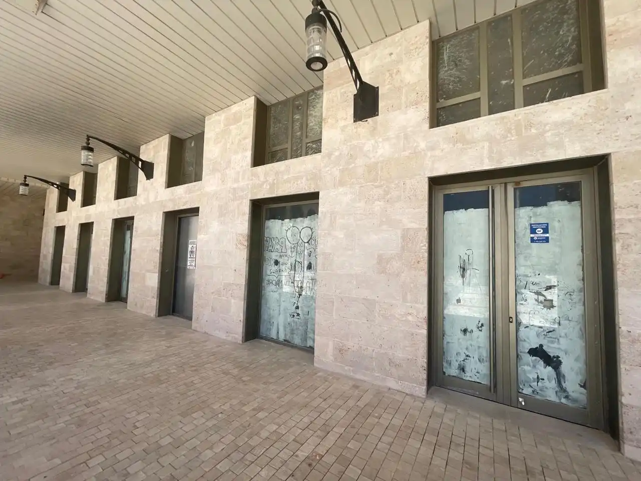 Außenansicht von Geschaftsraum zum Verkauf in Noblejas