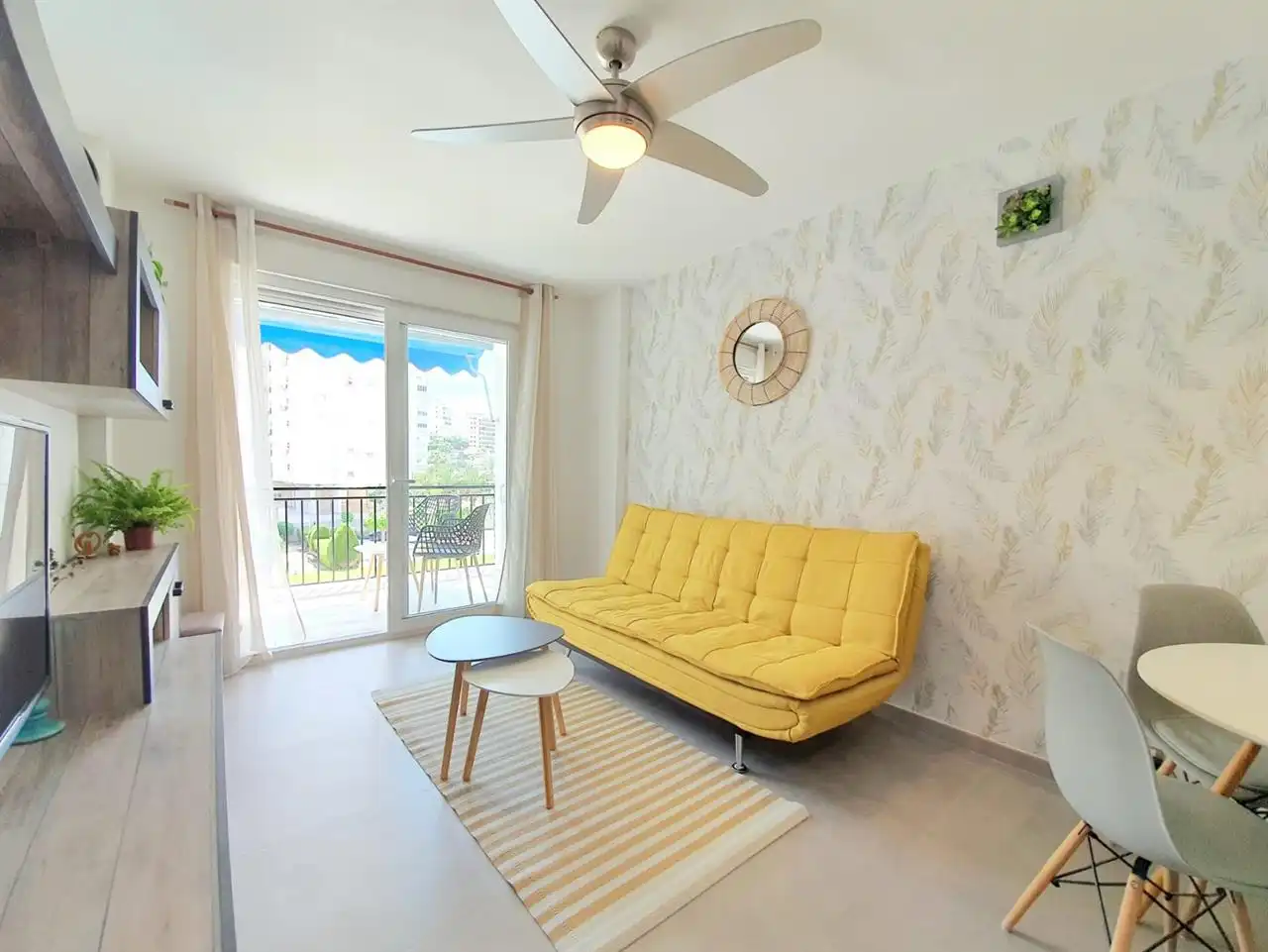 Sala de estar de Dúplex de alquiler en Villajoyosa / La Vila Joiosa con Piscina y Amueblado