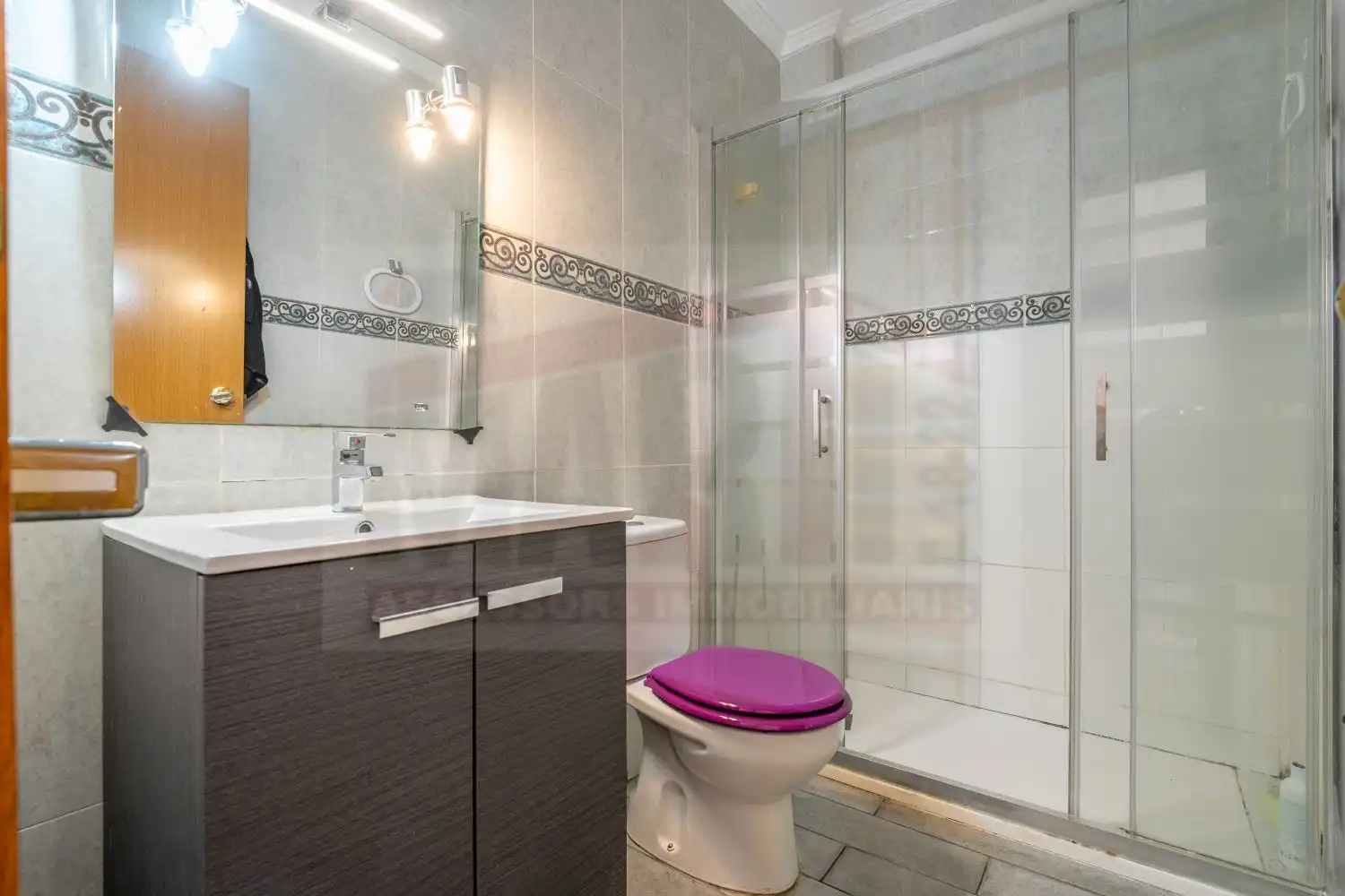 Baño de Casa adosada en venta en Constantí con Aire acondicionado, Calefacción y Jardín privado