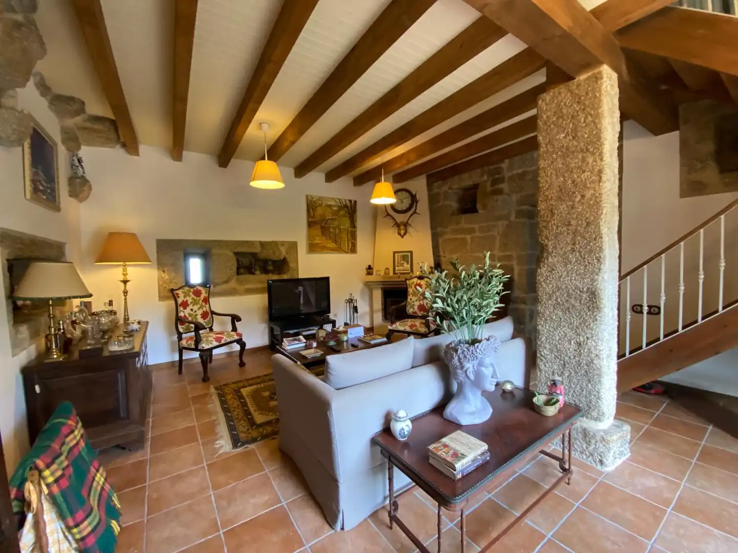 Sala de estar de Casa o chalet en venta en Leiro con Calefacción, Jardín privado y Parquet