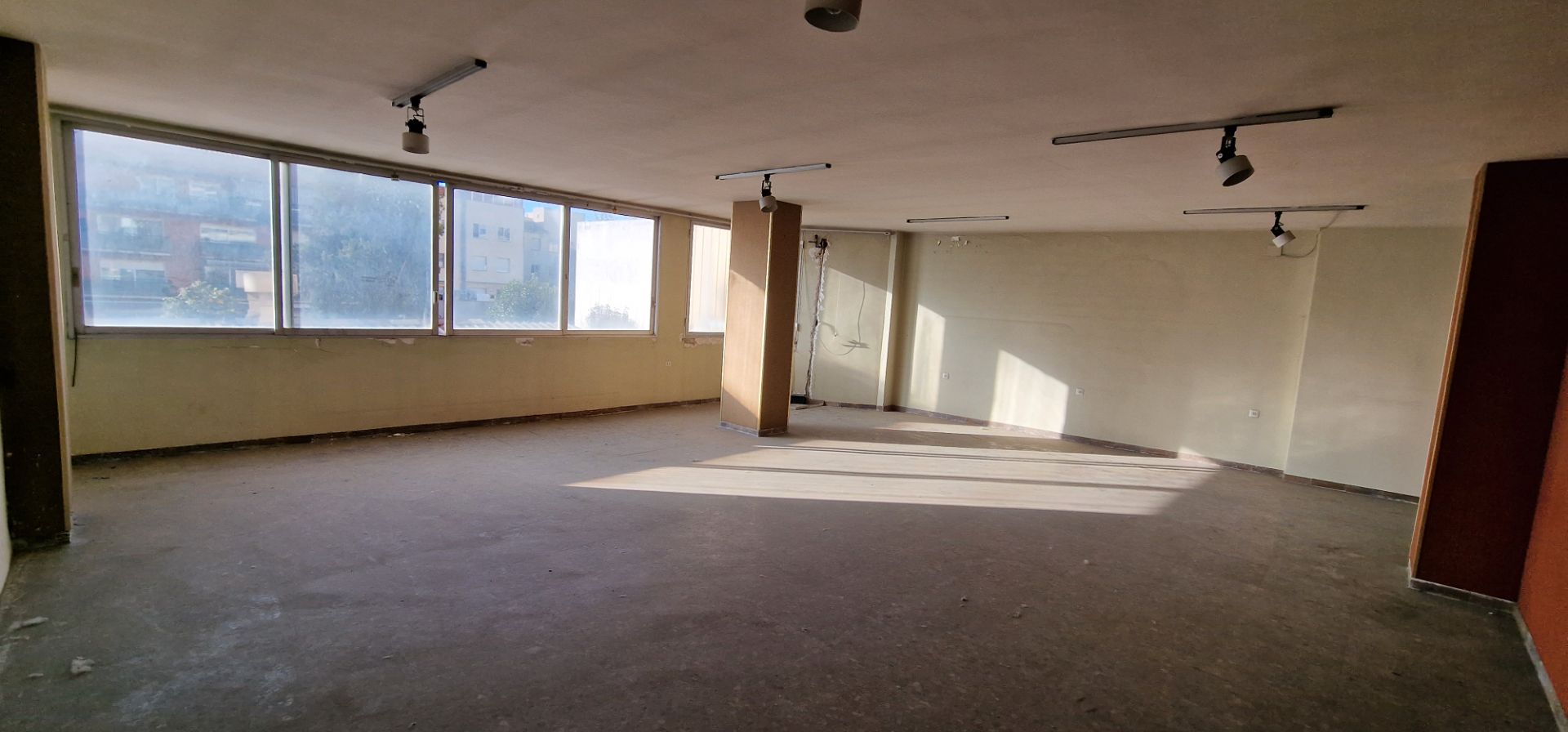 Premises for sale in Avinguda de l'Abat Marcet, 58, Zona Esportiva, Nord-oest