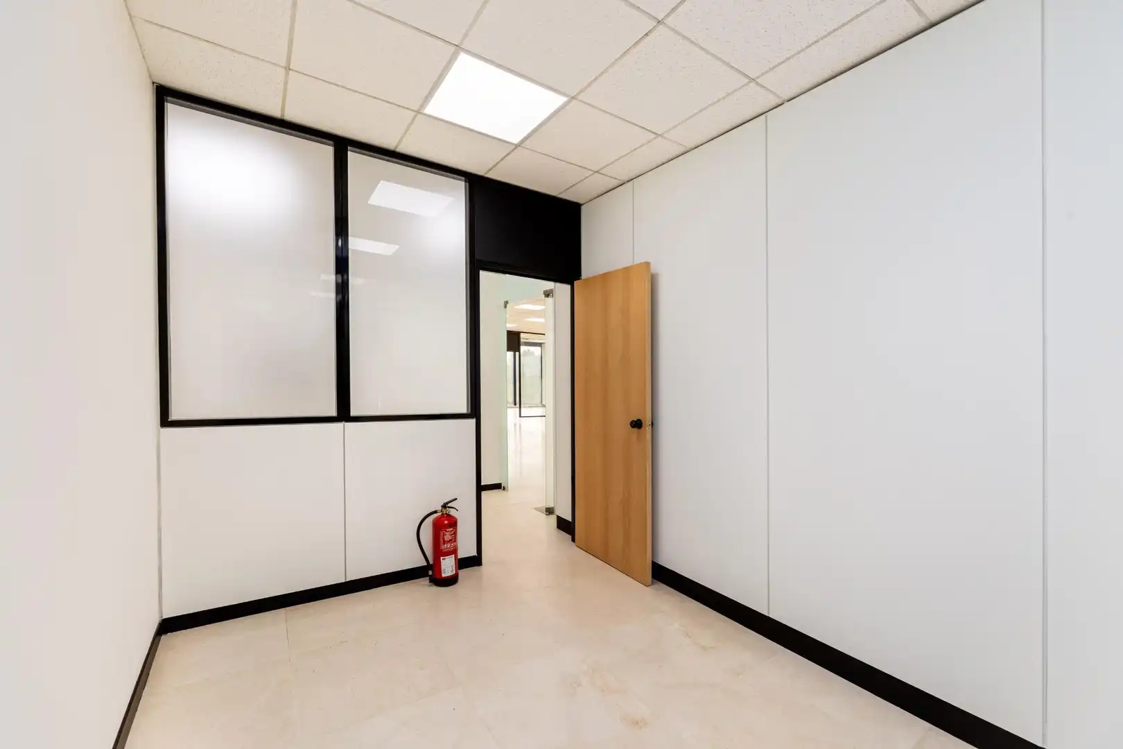 Büro zum Verkauf in Pozuelo de Alarcón mit Klimaanlage und Heizung