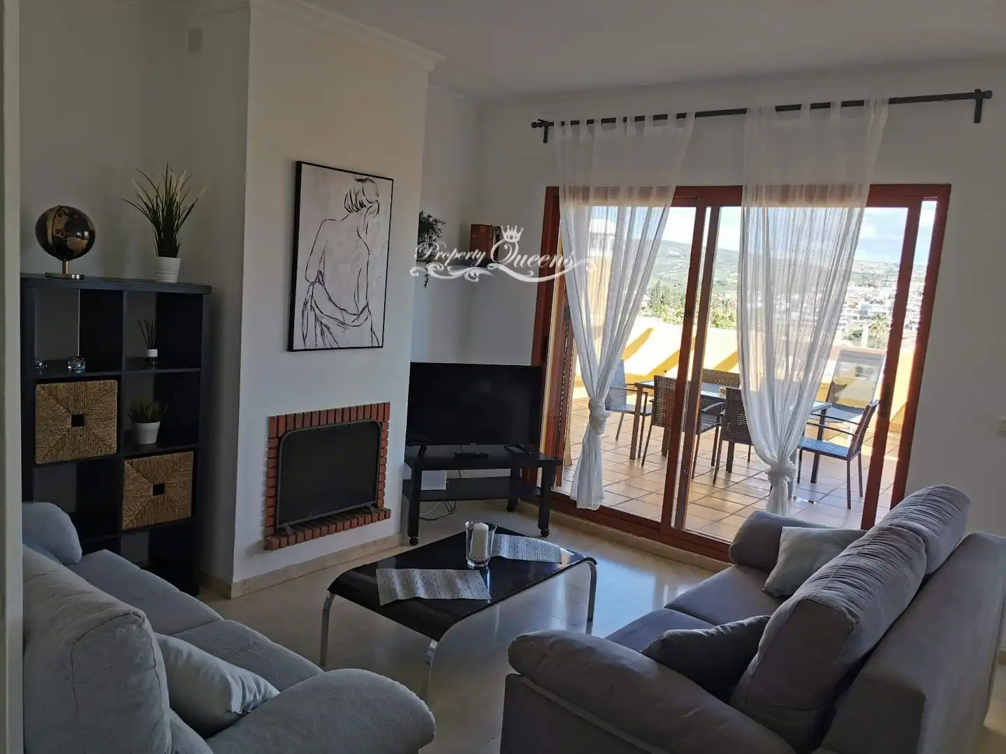 Sala de estar de Piso de alquiler en Población de Arroyo con Aire acondicionado, Terraza y Piscina