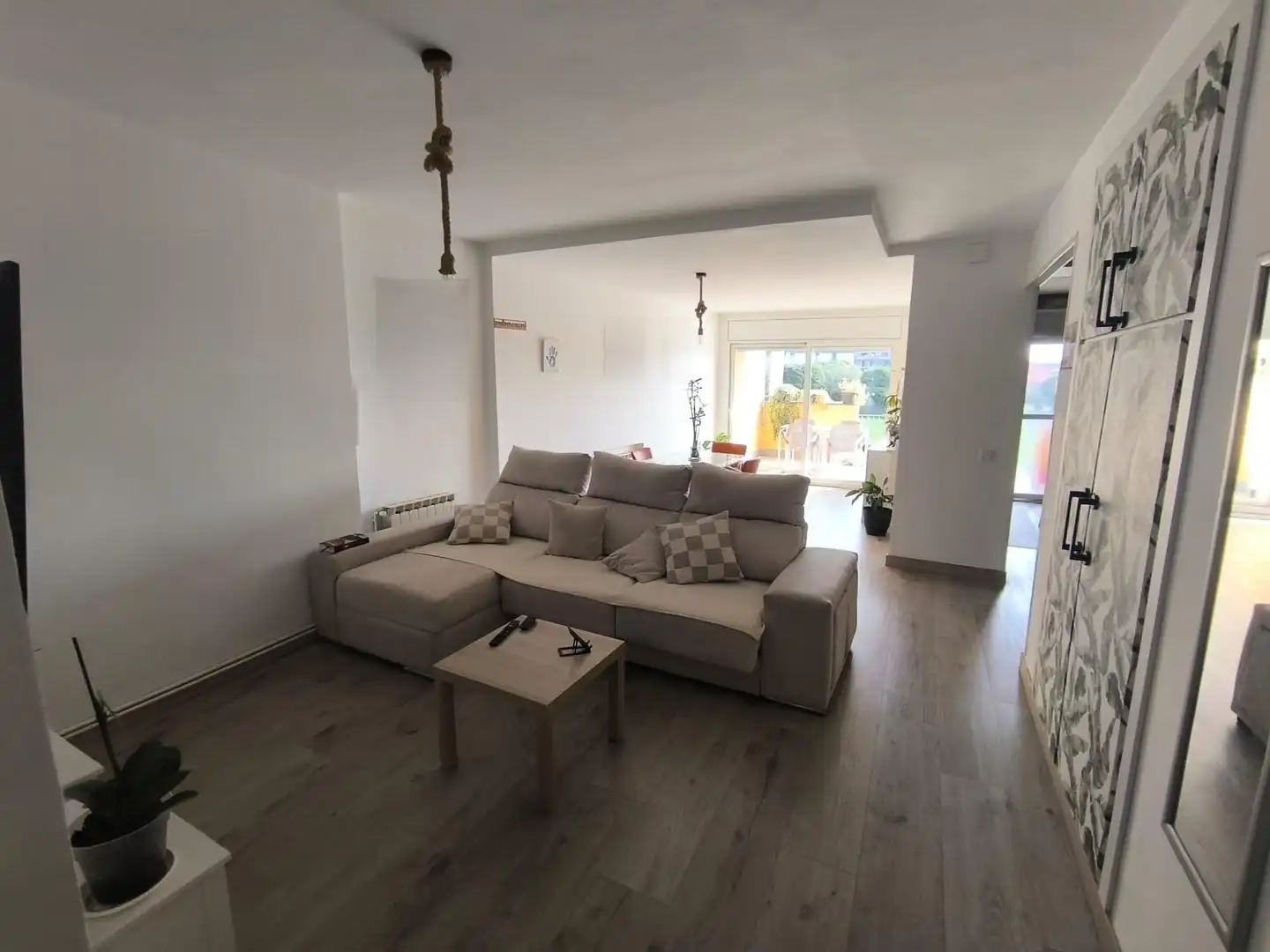 Living room of Flat for sale in Santpedor  with Heating, Terrace and Balcony