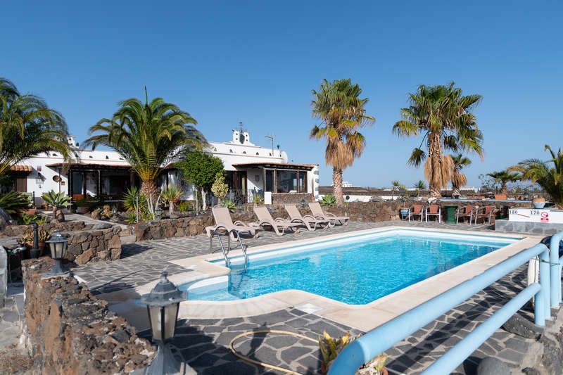 House or chalet for sale in Tías  with Private garden, Storage room and Furnished