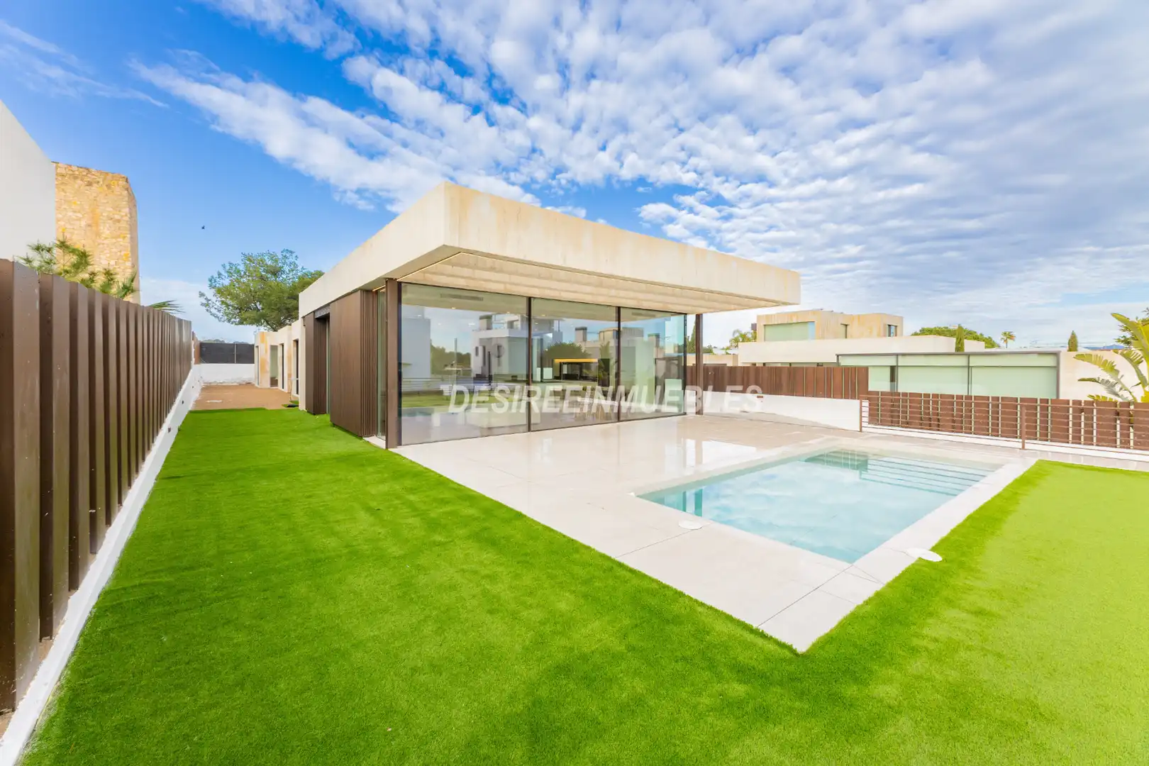 Vista exterior de Casa o chalet en venta en Godella con Aire acondicionado, Calefacción y Jardín privado
