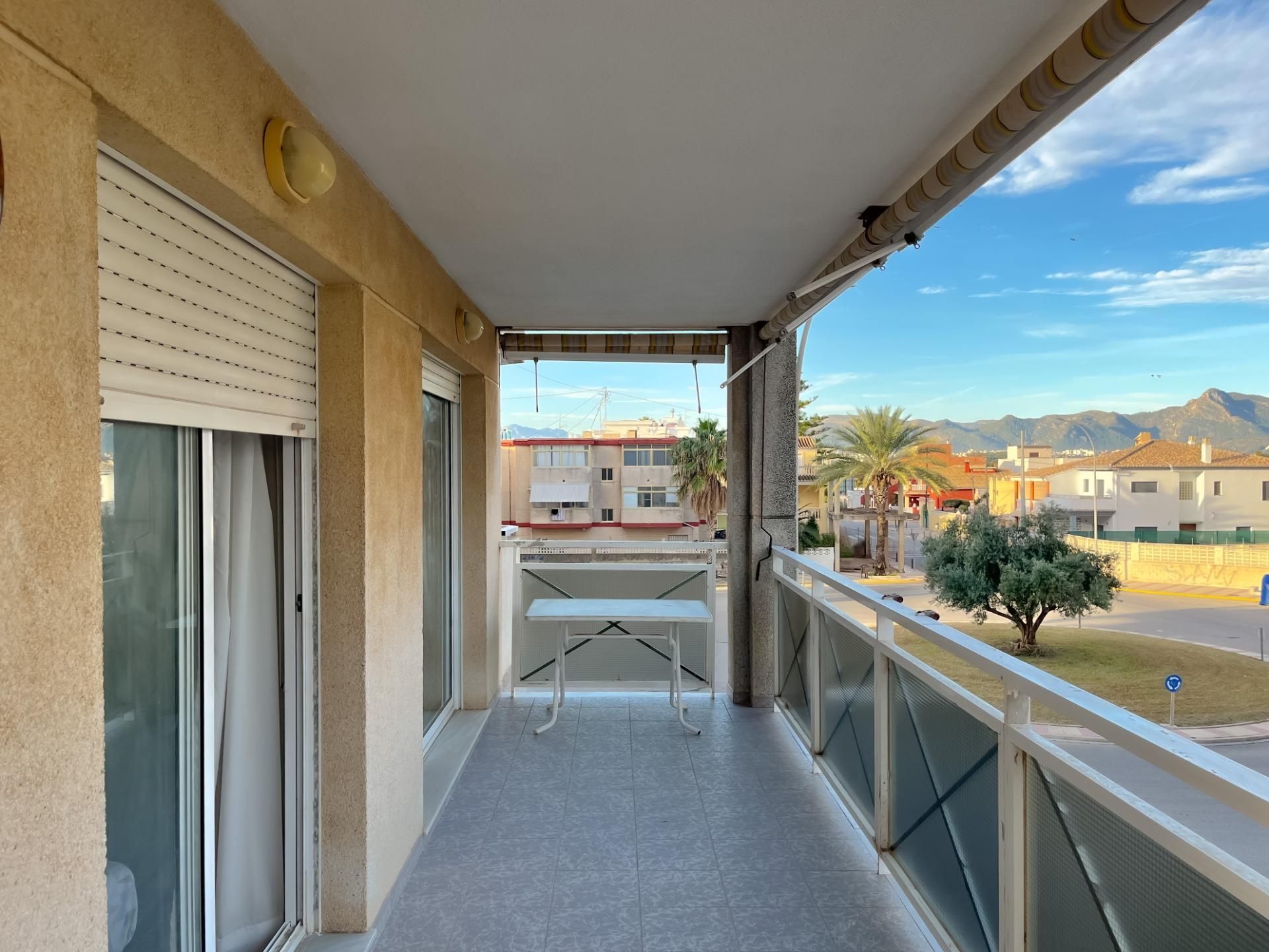Terrassa de Apartament de lloguer en Daimús amb Terrassa, Balcó i Piscina comunitària