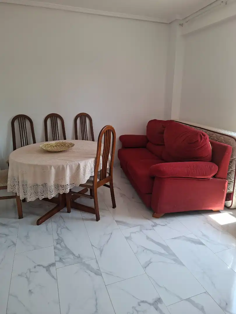 Living room of Flat for rent in Valencia  with Furnished, Oven and TV