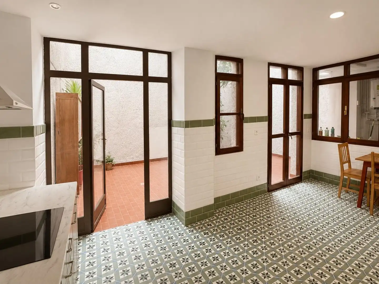 Maisonette zum Verkauf in Santander mit Heizung, Terrasse und Balkon