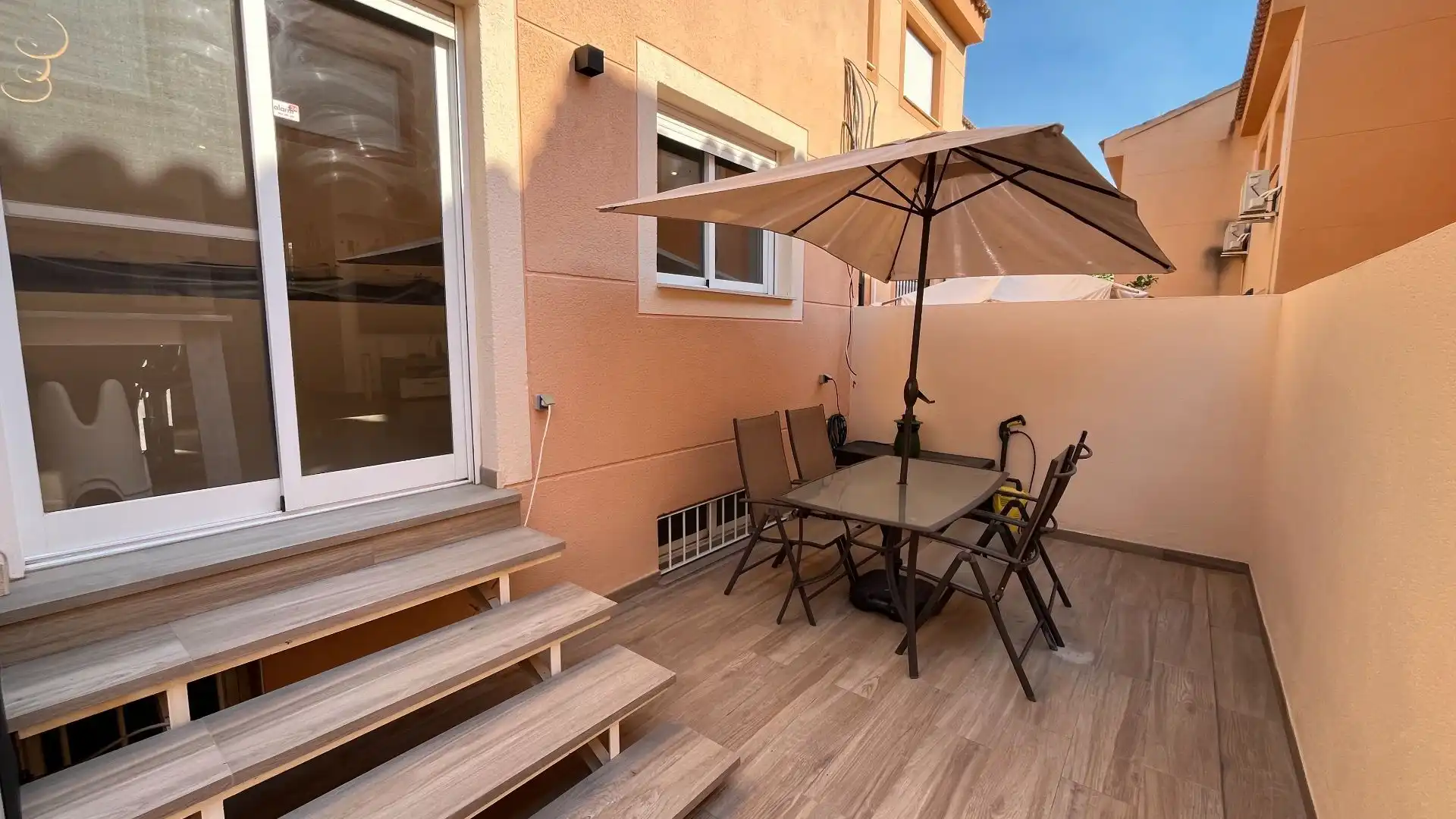 Terrassa de Casa o xalet en venda en Polop amb Aire condicionat, Calefacció i Jardí privat