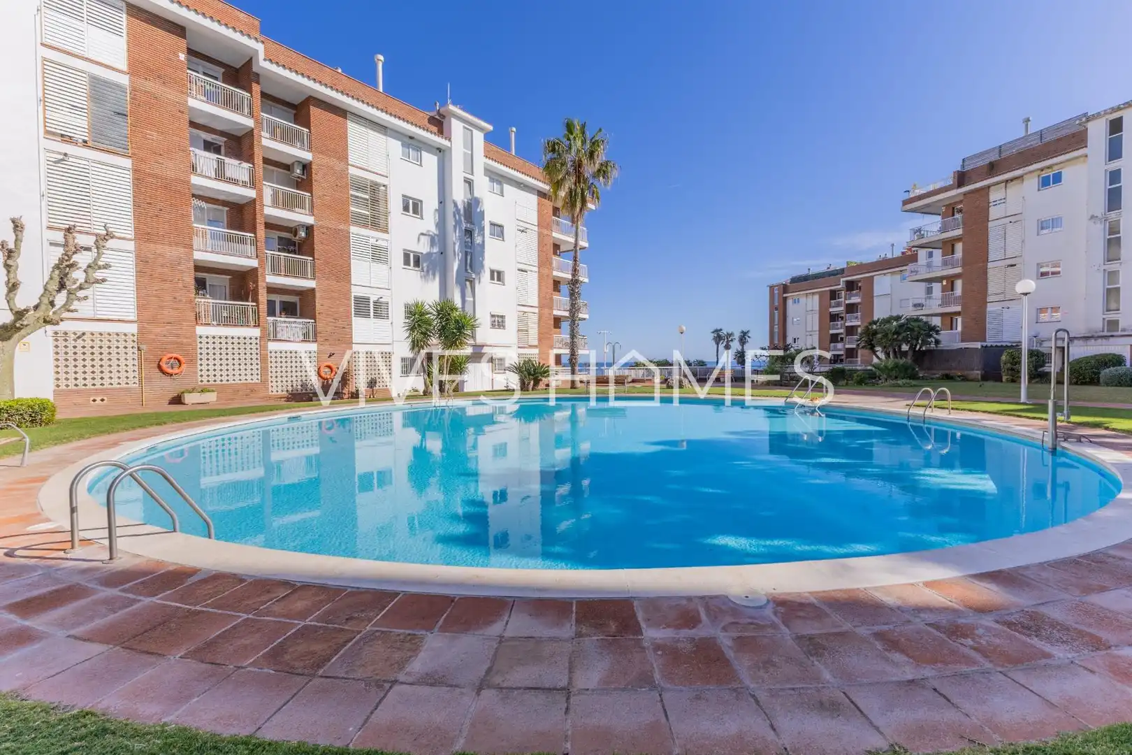 Swimming pool of Flat for sale in Sant Andreu de Llavaneres  with Heating, Terrace and Furnished