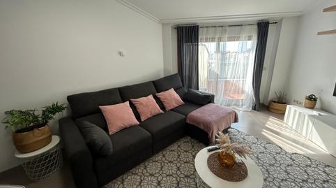 Foto 2 de Apartamento de alquiler en Aguiño, Ribeira