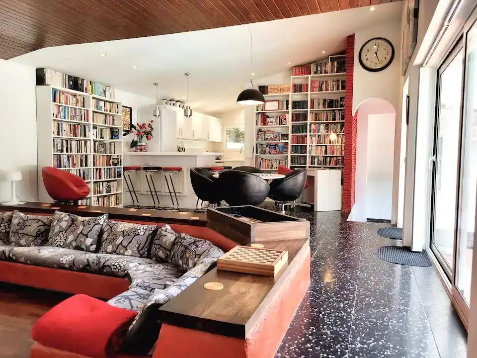 Casa con piscina in affitto a Carrer Berlin 53, imagen 4