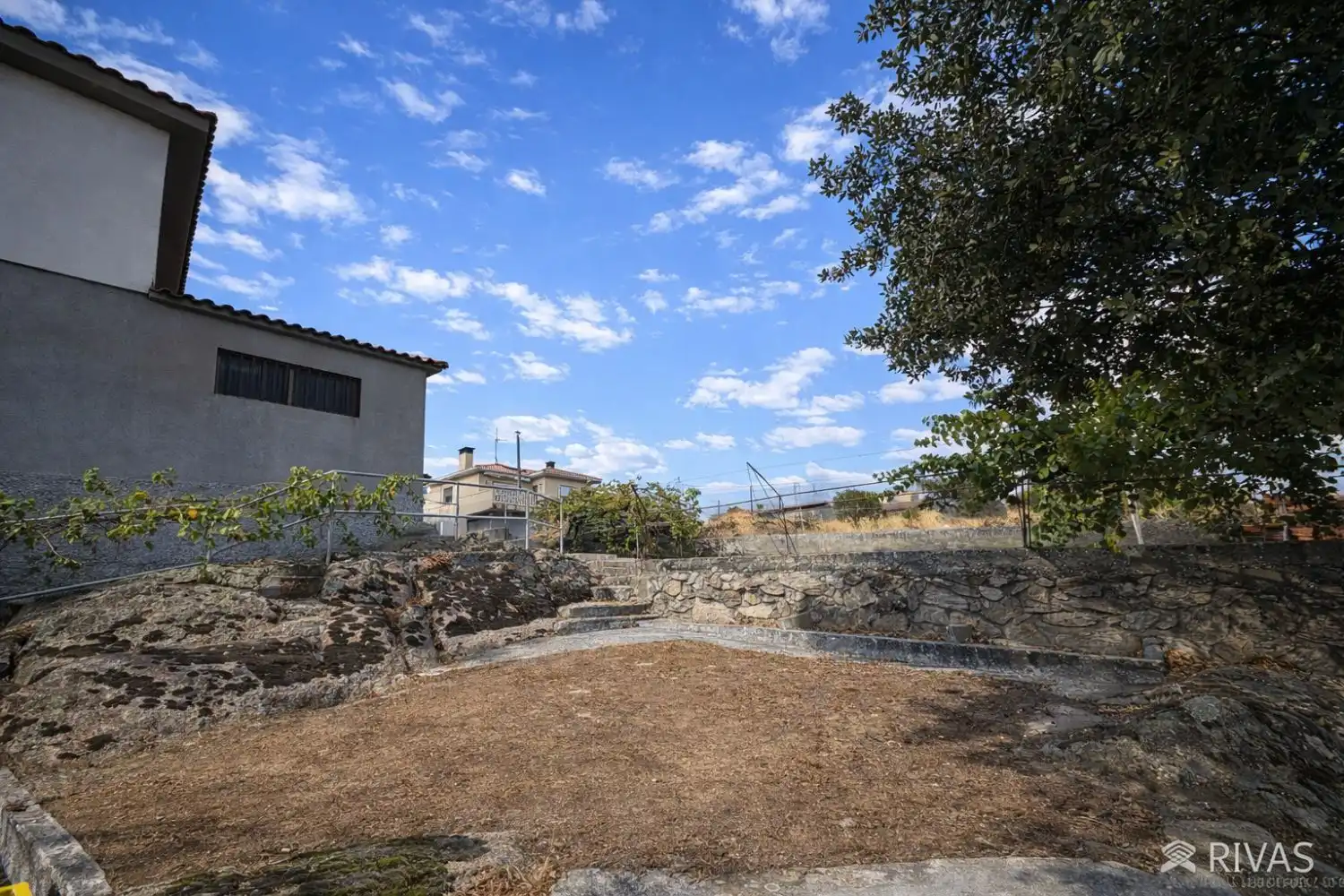 Houses for sale in Juzbado  with Heating, Terrace and Storage room