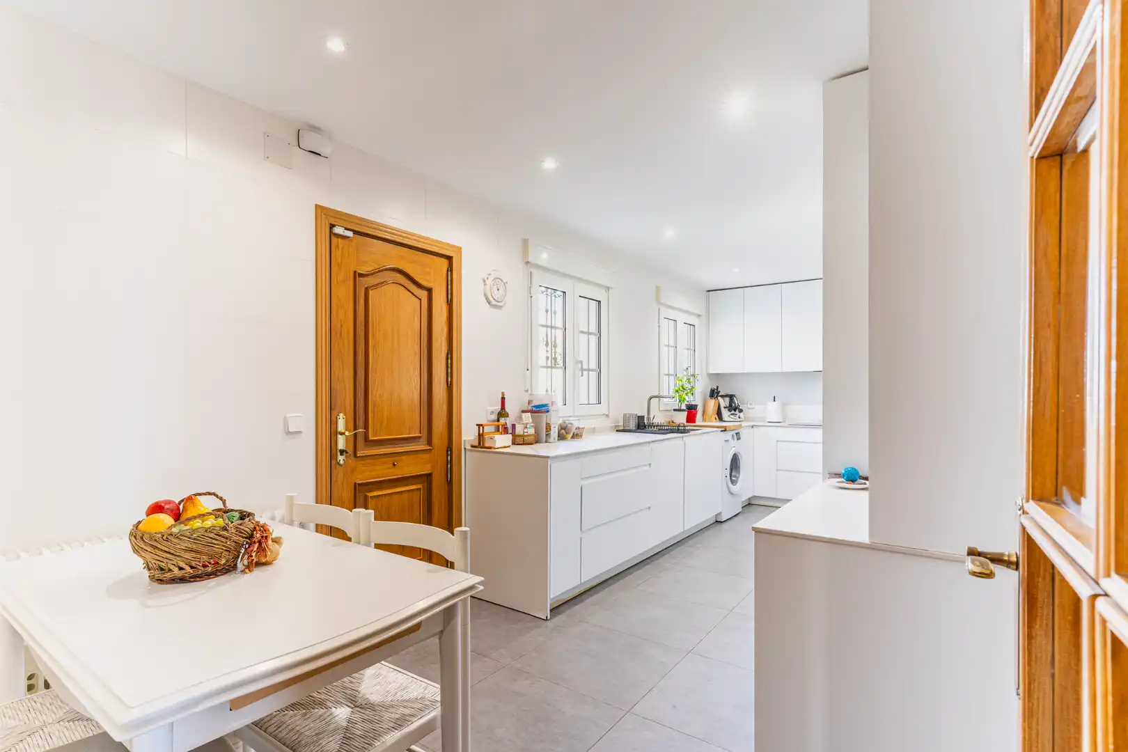 Kitchen of Houses for sale in Las Rozas de Madrid  with Air Conditioner, Heating and Private garden