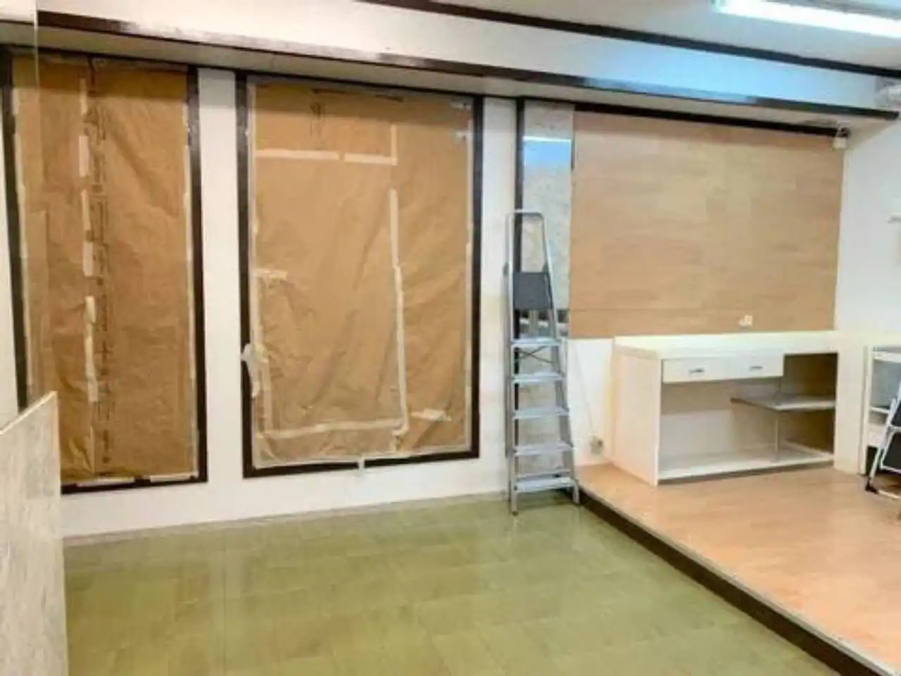 Local comercial en alquiler en Centro Urbano - Hirigunea, imagen 2