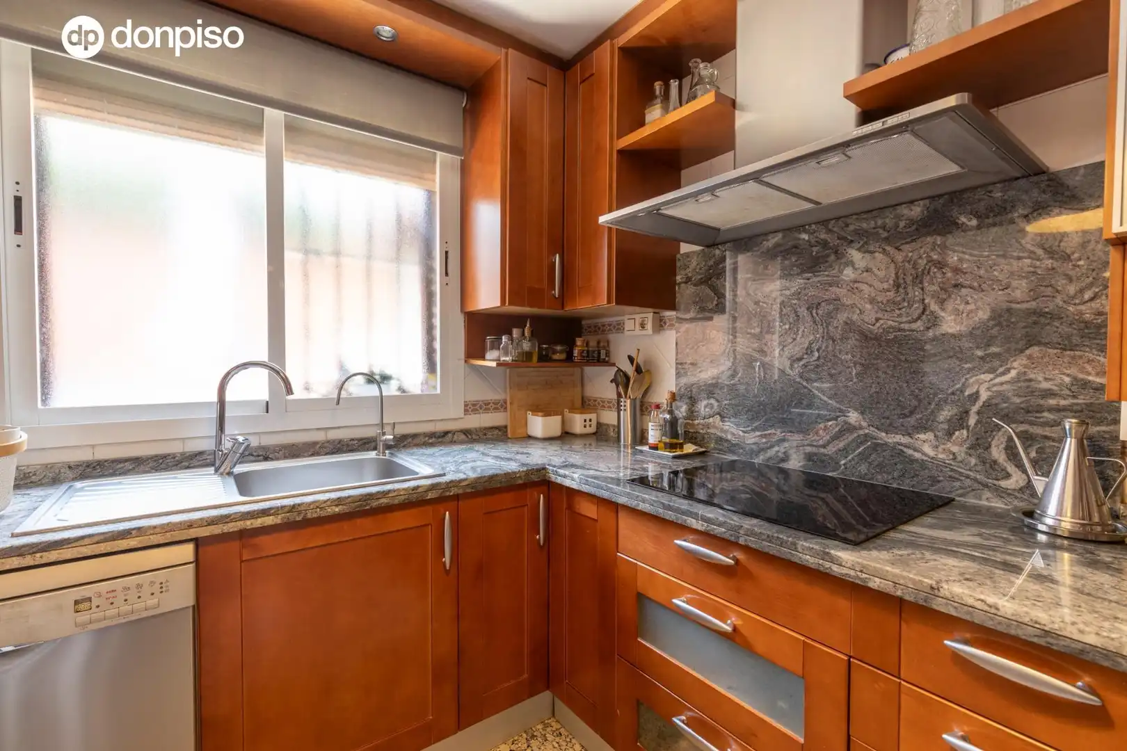 Chalet con terraza en venta en Calle BRASIL, imagen 17