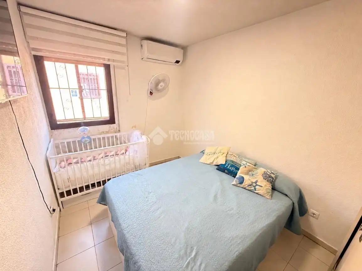 Bedroom of Detached homes for sale in Madrid  with Air Conditioner, Heating and Private garden