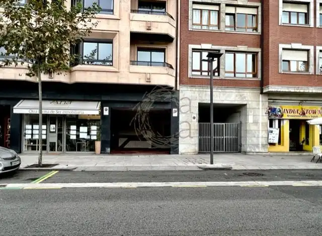 Garage for rent in Paseo Uribitarte, Albia