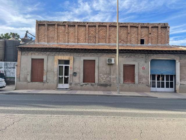 Casa-chalet en Venta en Avenida de Alcantarilla, 282 en Nonduermas