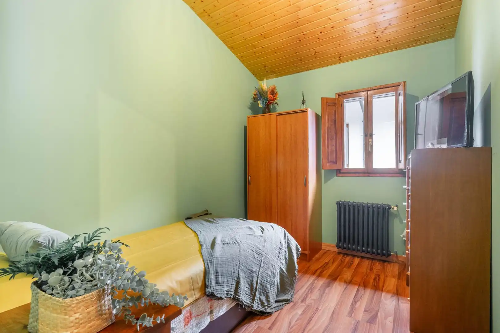 Habitación de Casa o chalet en venta en Caso con Calefacción, Jardín privado y Terraza