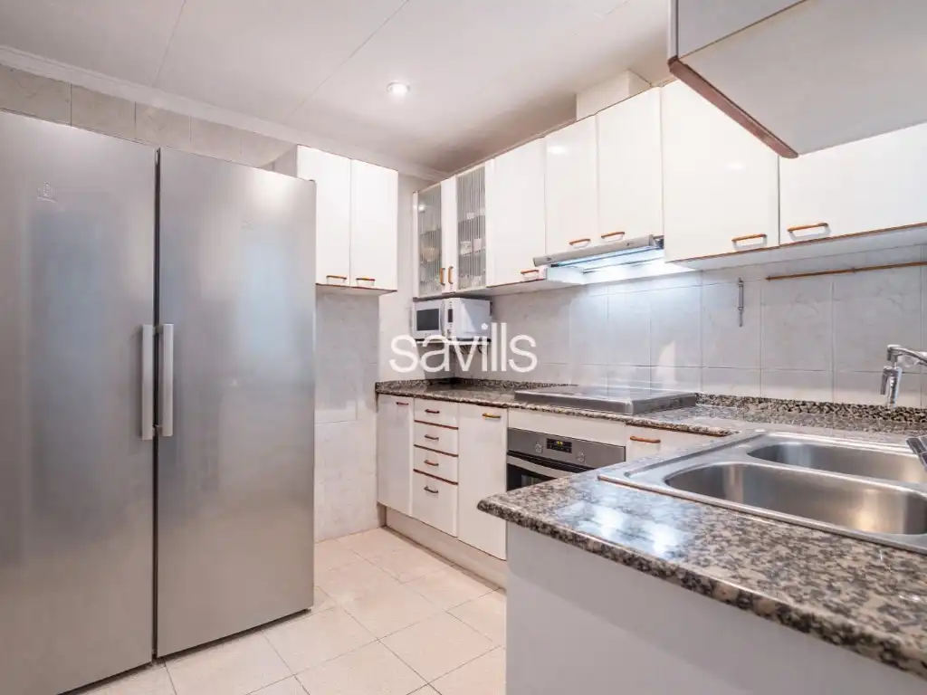 Cuina de Apartament en venda en L'Hospitalet de Llobregat amb Aire condicionat