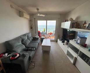 Living room of Flat for sale in El Masnou  with Air Conditioner, Heating and Balcony