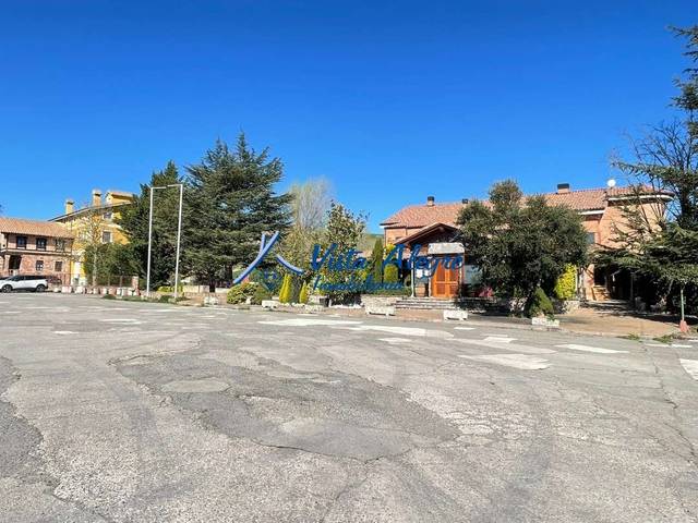 Edificio en Venta en N-120, 1 en Fresneña